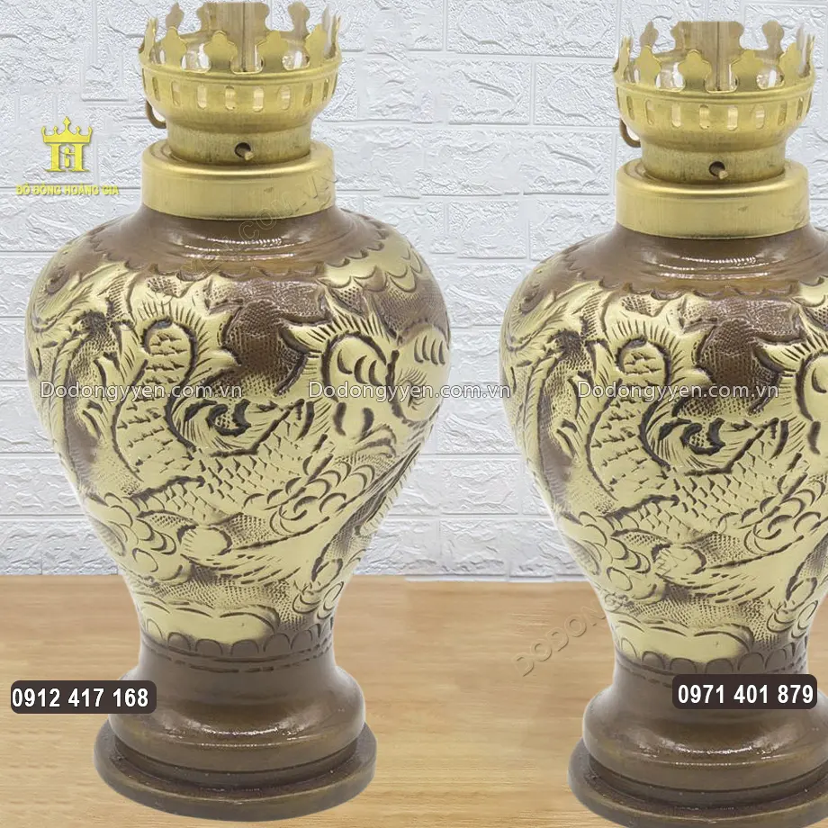 Vật phẩm được chạm khắc theo bố cục c&acirc;n đối, h&agrave;i h&ograve;a